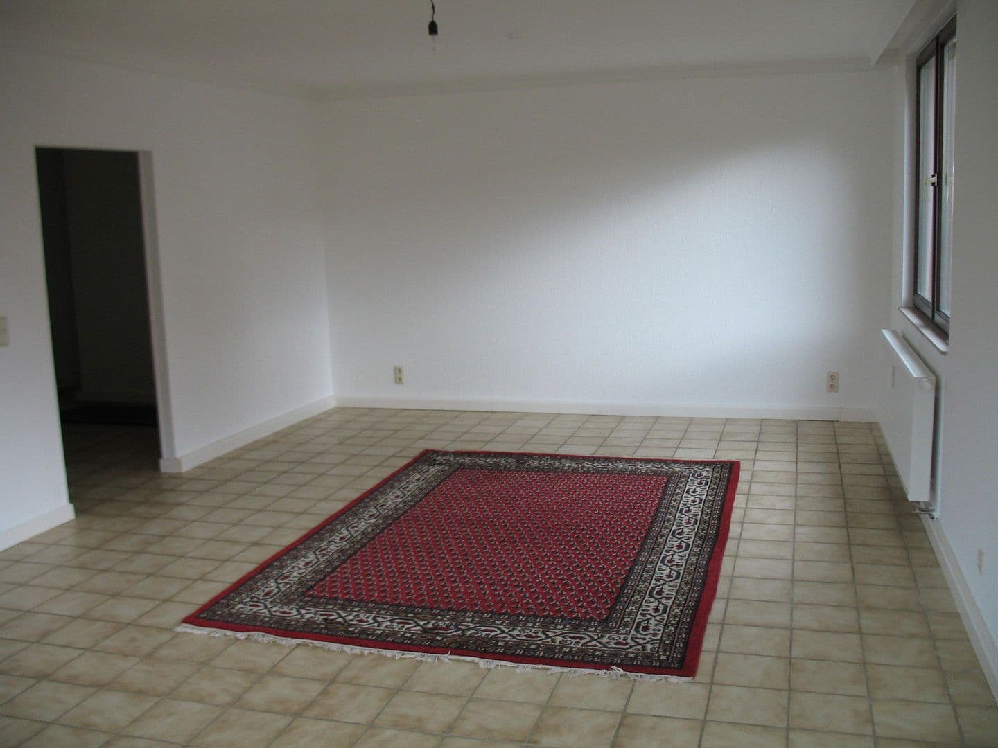 Prenájom bytu 5-izbový 174 m², Gänsfelderstraße 14, Zeltingen-Rachtig, Porýnie-Falcko Prenájom bytu 5-izbový 174 m², Gänsfelderstraße 14, Zeltingen-Rachtig, Porýnie-Falcko