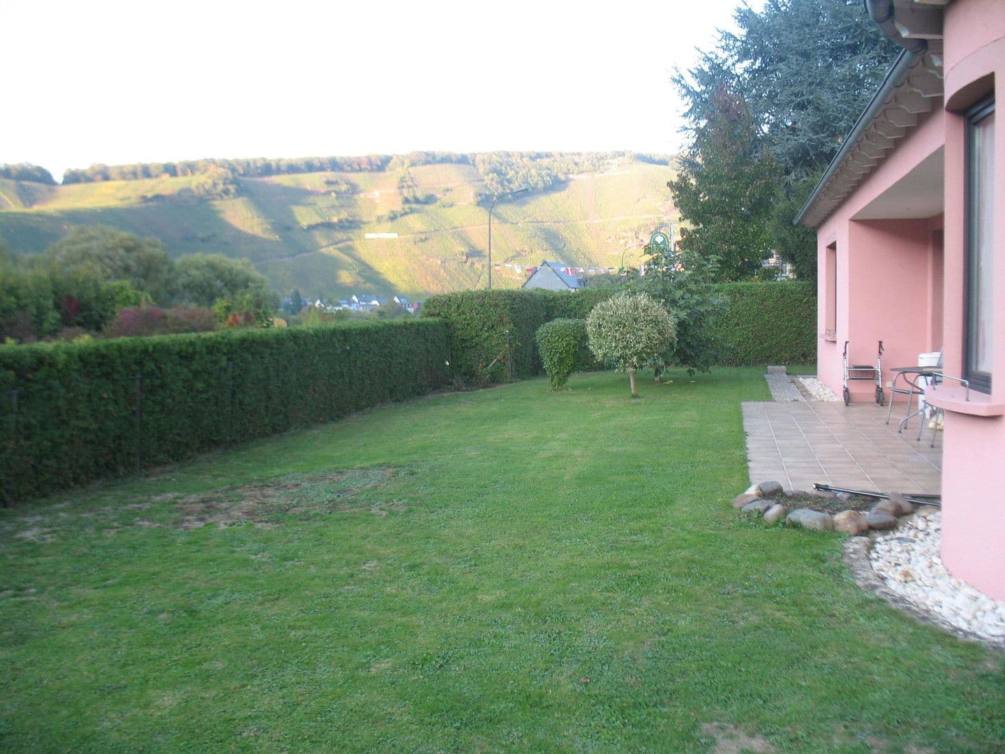 Prenájom bytu 5-izbový 174 m², Gänsfelderstraße 14, Zeltingen-Rachtig, Porýnie-Falcko Prenájom bytu 5-izbový 174 m², Gänsfelderstraße 14, Zeltingen-Rachtig, Porýnie-Falcko