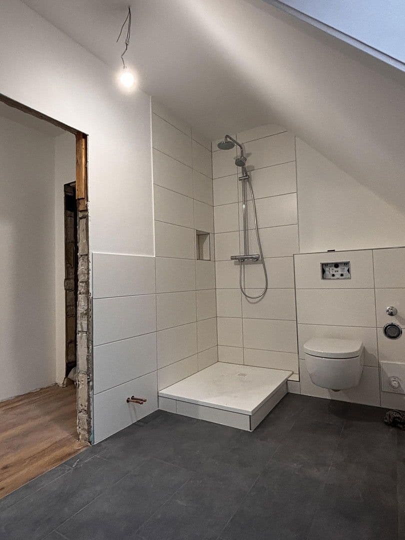 Prenájom domu 180 m², pozemek 811 m², Rellingen, Šlezvicko-Holštajnsko Prenájom domu 180 m², pozemek 811 m², Rellingen, Šlezvicko-Holštajnsko