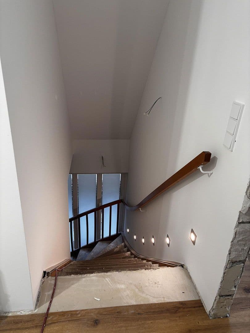 Prenájom domu 180 m², pozemek 811 m², Rellingen, Šlezvicko-Holštajnsko Prenájom domu 180 m², pozemek 811 m², Rellingen, Šlezvicko-Holštajnsko