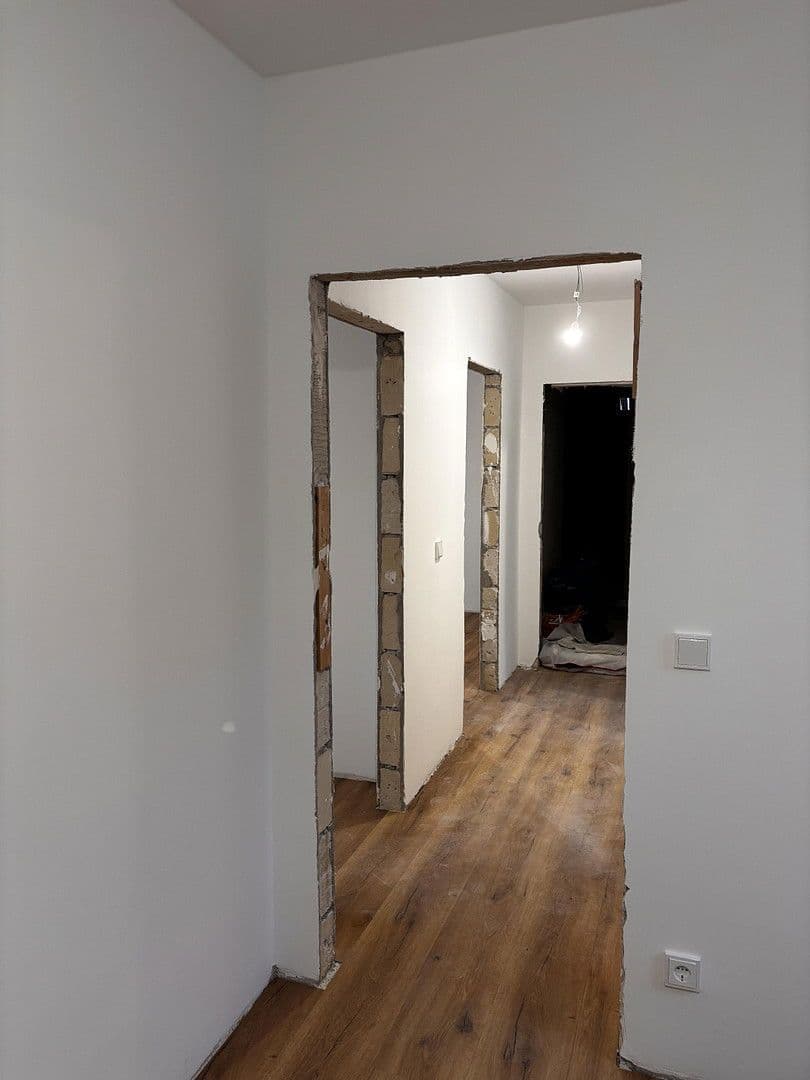 Prenájom domu 180 m², pozemek 811 m², Rellingen, Šlezvicko-Holštajnsko Prenájom domu 180 m², pozemek 811 m², Rellingen, Šlezvicko-Holštajnsko