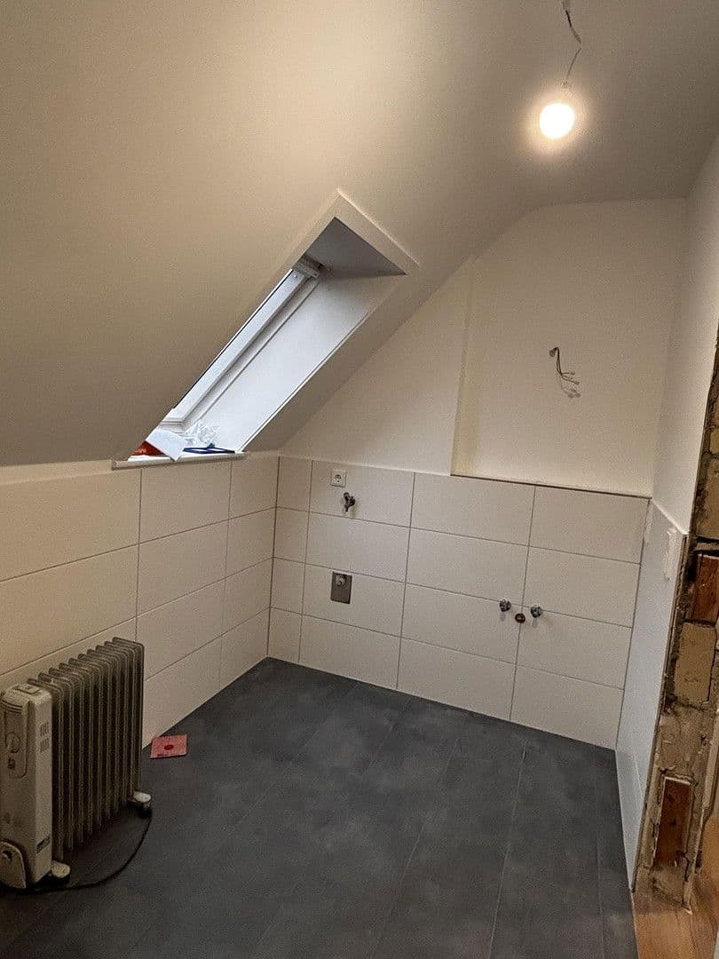 Prenájom domu 180 m², pozemek 811 m², Rellingen, Šlezvicko-Holštajnsko Prenájom domu 180 m², pozemek 811 m², Rellingen, Šlezvicko-Holštajnsko