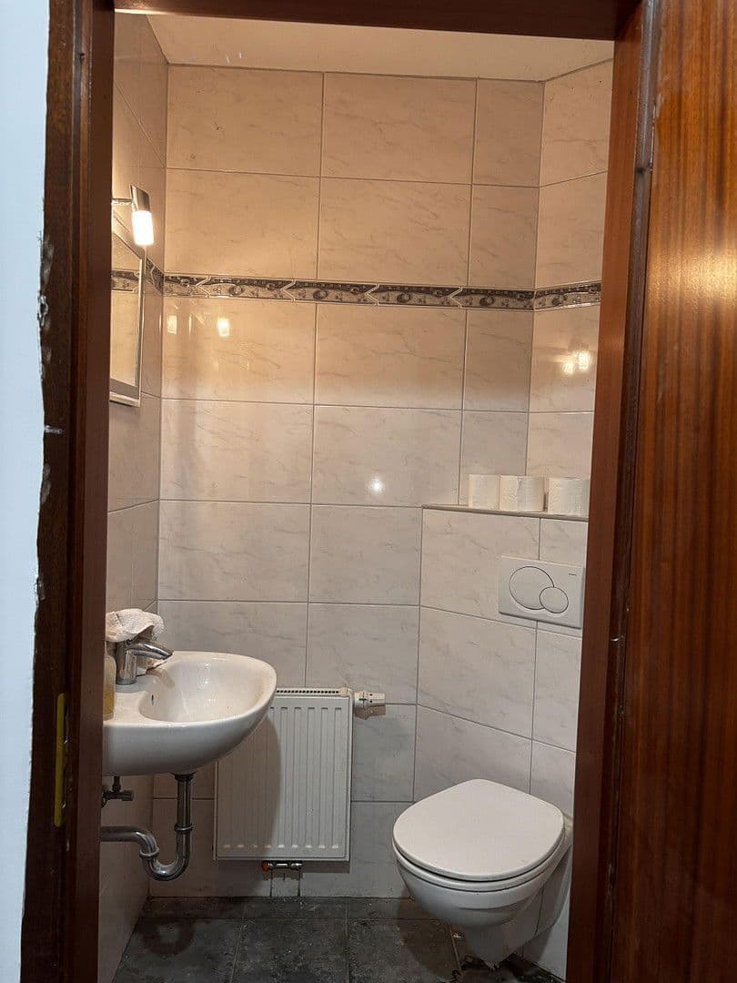 Prenájom domu 180 m², pozemek 811 m², Rellingen, Šlezvicko-Holštajnsko Prenájom domu 180 m², pozemek 811 m², Rellingen, Šlezvicko-Holštajnsko