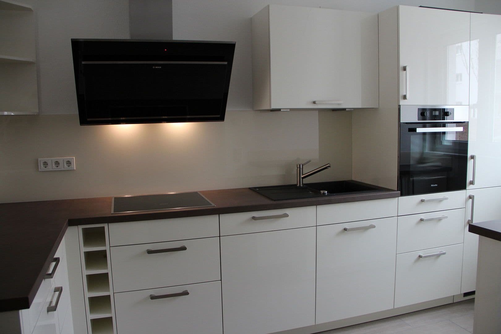 Prenájom domu 122 m², pozemek 150 m², Wiesbaden (Künstlerviertel), Hesensko Prenájom domu 122 m², pozemek 150 m², Wiesbaden (Künstlerviertel), Hesensko