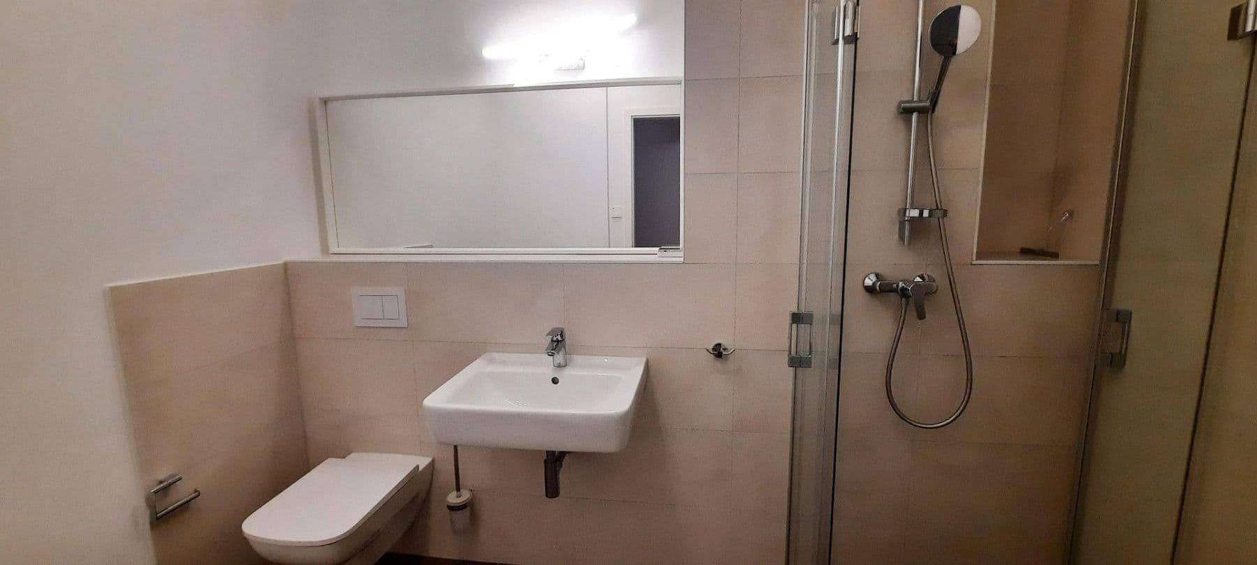 Prenájom domu 122 m², pozemek 150 m², Wiesbaden (Künstlerviertel), Hesensko Prenájom domu 122 m², pozemek 150 m², Wiesbaden (Künstlerviertel), Hesensko