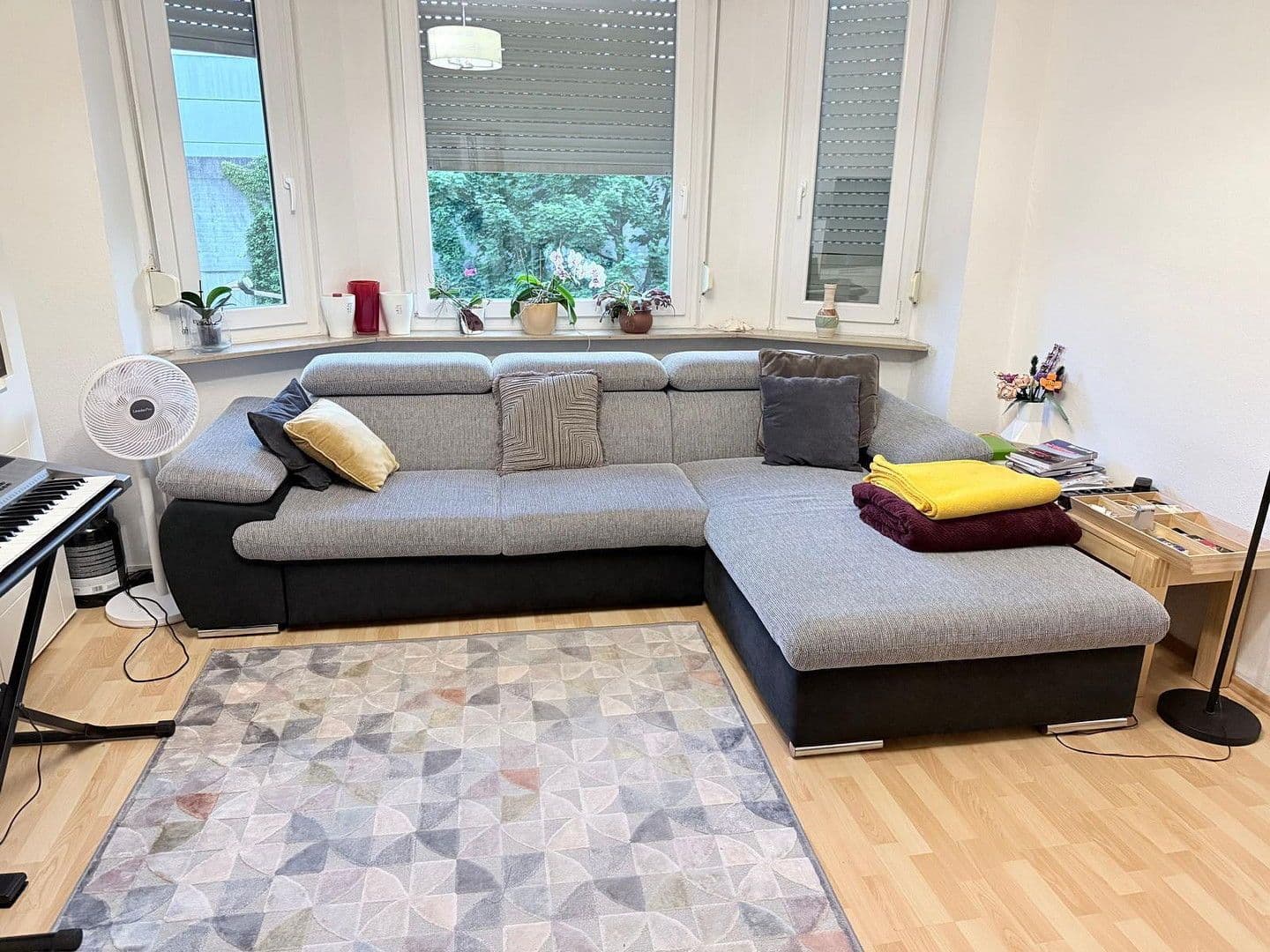 Prenájom bytu 3-izbový 84 m², Stuttgart, Bádensko-Wurttembersko Prenájom bytu 3-izbový 84 m², Stuttgart, Bádensko-Wurttembersko