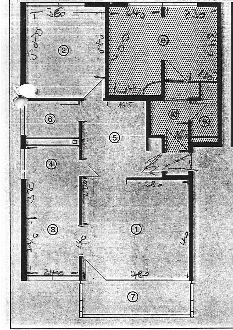 Prenájom bytu 4-izbový 100 m², Dinkelbergstraße 8, Grenzach-Wyhlen, Bádensko-Wurttembersko Prenájom bytu 4-izbový 100 m², Dinkelbergstraße 8, Grenzach-Wyhlen, Bádensko-Wurttembersko