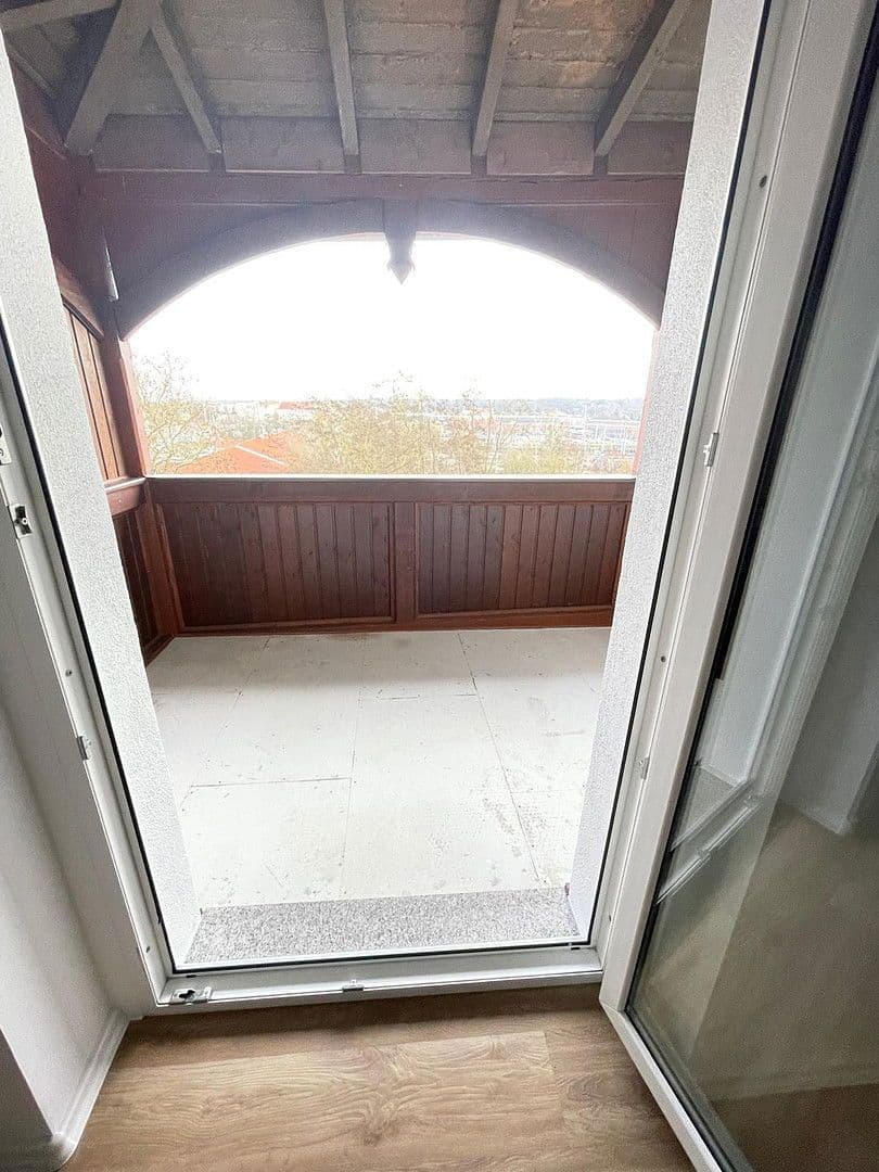 Prenájom bytu 3-izbový 74 m², Schöpfurter Str. 1, Eberswalde, Brandenbursko Prenájom bytu 3-izbový 74 m², Schöpfurter Str. 1, Eberswalde, Brandenbursko