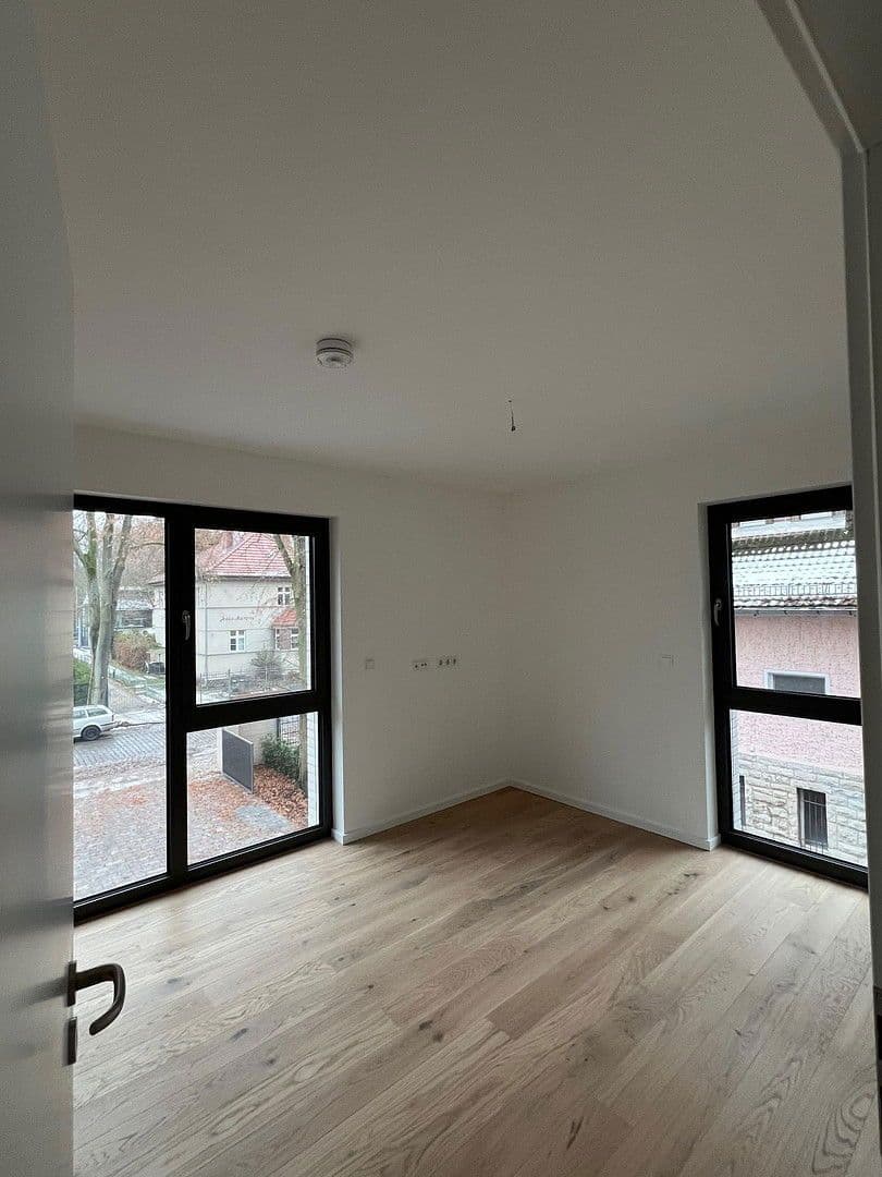 Prenájom bytu 2-izbový 51 m², Ostendorfstraße 37, Berlin, Berlín Prenájom bytu 2-izbový 51 m², Ostendorfstraße 37, Berlin, Berlín