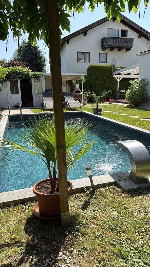 Predaj domu 314 m², pozemek 858 m², Raubling, Bavorsko Predaj domu 314 m², pozemek 858 m², Raubling, Bavorsko