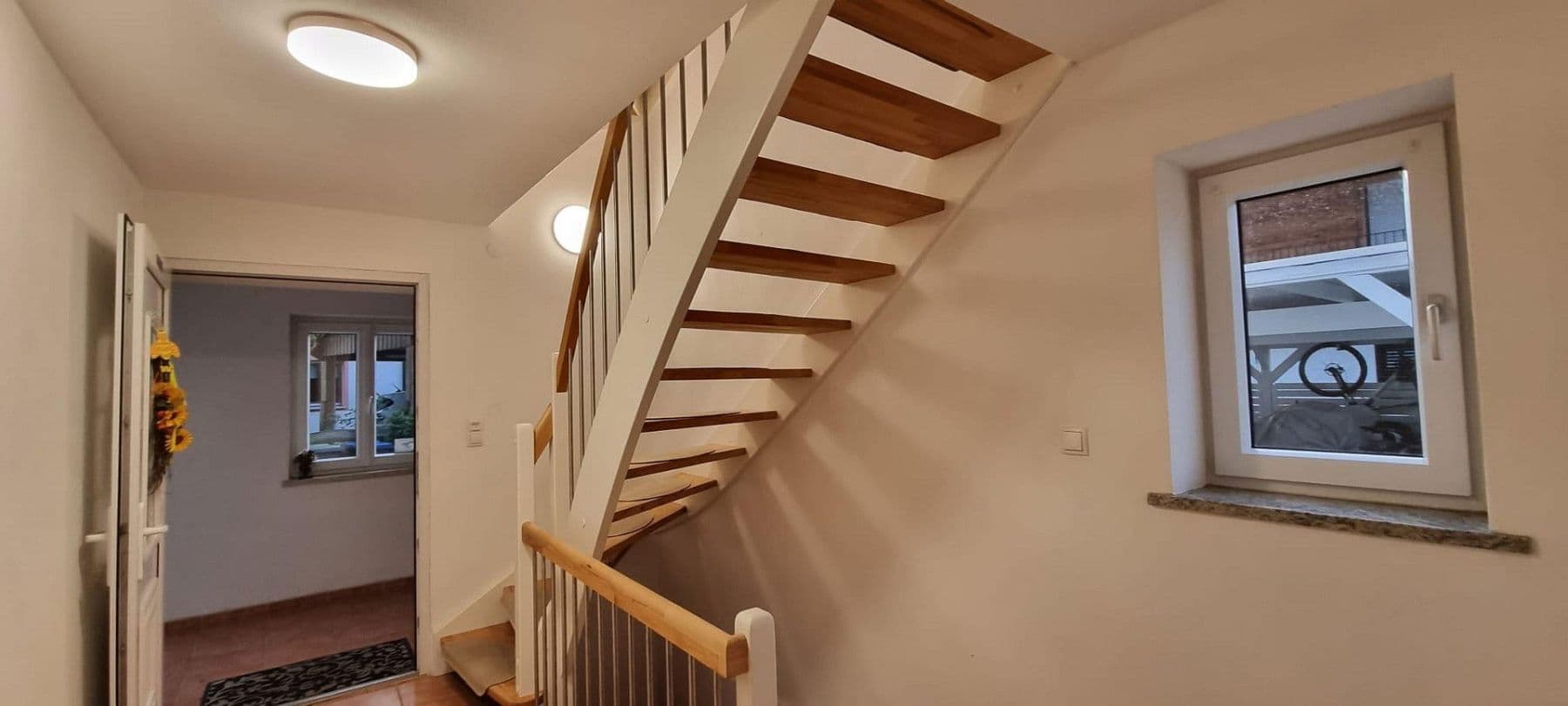 Predaj domu 314 m², pozemek 858 m², Raubling, Bavorsko Predaj domu 314 m², pozemek 858 m², Raubling, Bavorsko