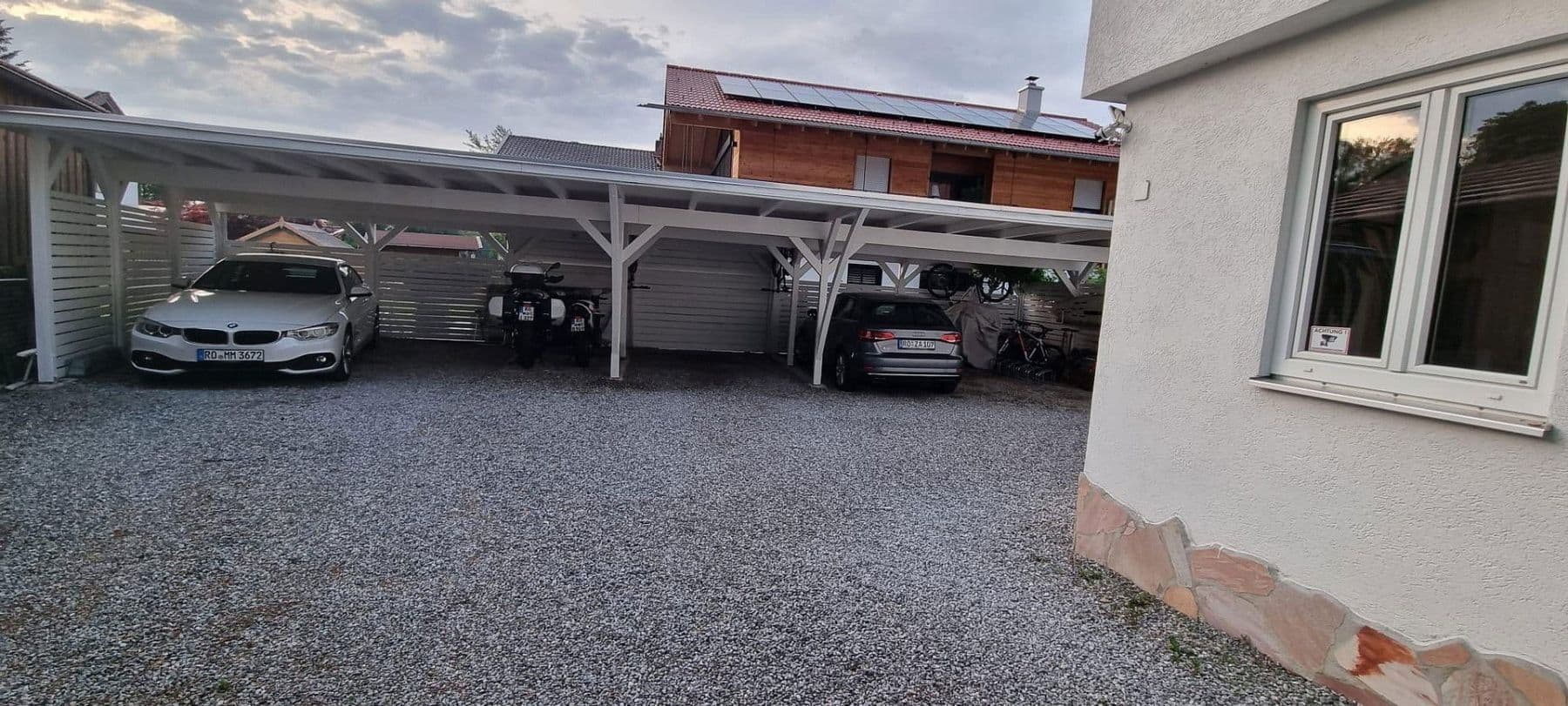 Predaj domu 314 m², pozemek 858 m², Raubling, Bavorsko Predaj domu 314 m², pozemek 858 m², Raubling, Bavorsko