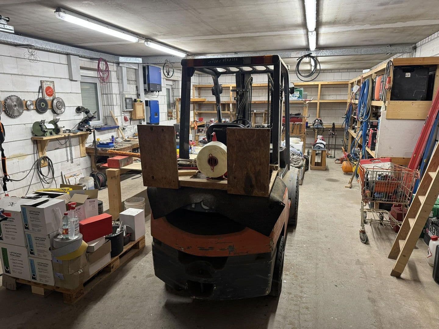 Predaj nebytového priestoru 2.473 m², Kaiserslautern, Porýnie-Falcko Predaj nebytového priestoru 2.473 m², Kaiserslautern, Porýnie-Falcko