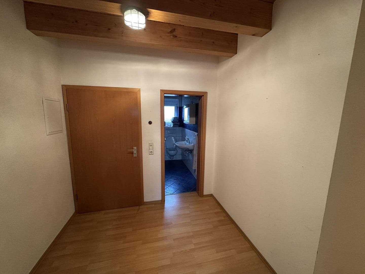 Predaj nebytového priestoru 2.473 m², Kaiserslautern, Porýnie-Falcko Predaj nebytového priestoru 2.473 m², Kaiserslautern, Porýnie-Falcko