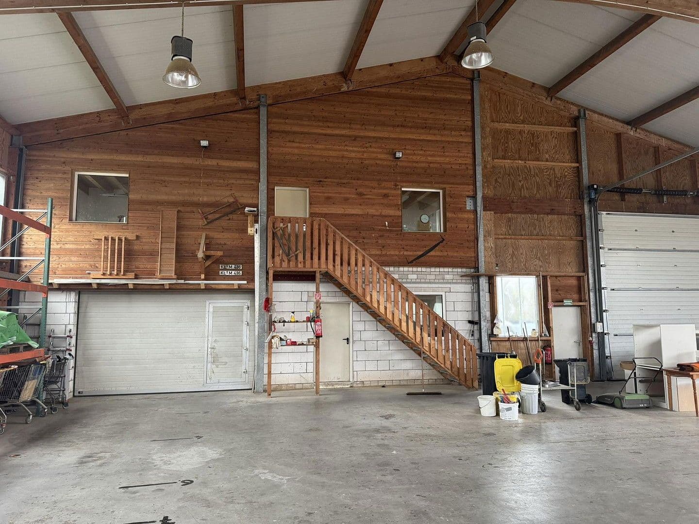 Predaj nebytového priestoru 2.473 m², Kaiserslautern, Porýnie-Falcko Predaj nebytového priestoru 2.473 m², Kaiserslautern, Porýnie-Falcko