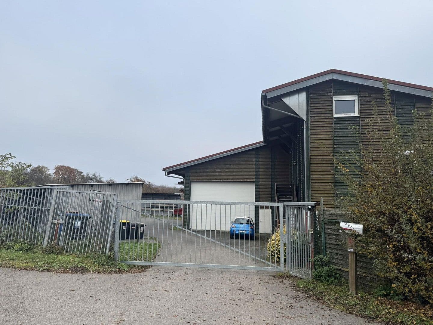 Predaj nebytového priestoru 2.473 m², Kaiserslautern, Porýnie-Falcko Predaj nebytového priestoru 2.473 m², Kaiserslautern, Porýnie-Falcko