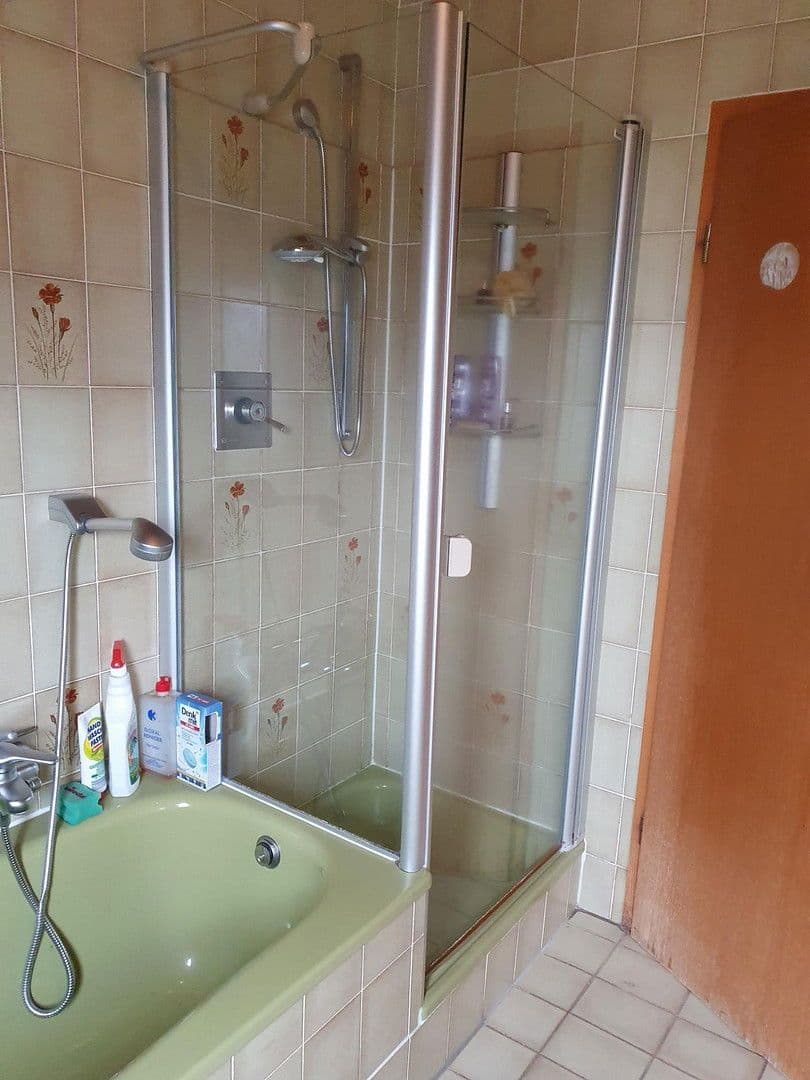 Predaj domu 90 m², pozemek 401 m², Jagdhausweg 12, Wuppertal, Severné Porýnie - Westfálsko Predaj domu 90 m², pozemek 401 m², Jagdhausweg 12, Wuppertal, Severné Porýnie - Westfálsko