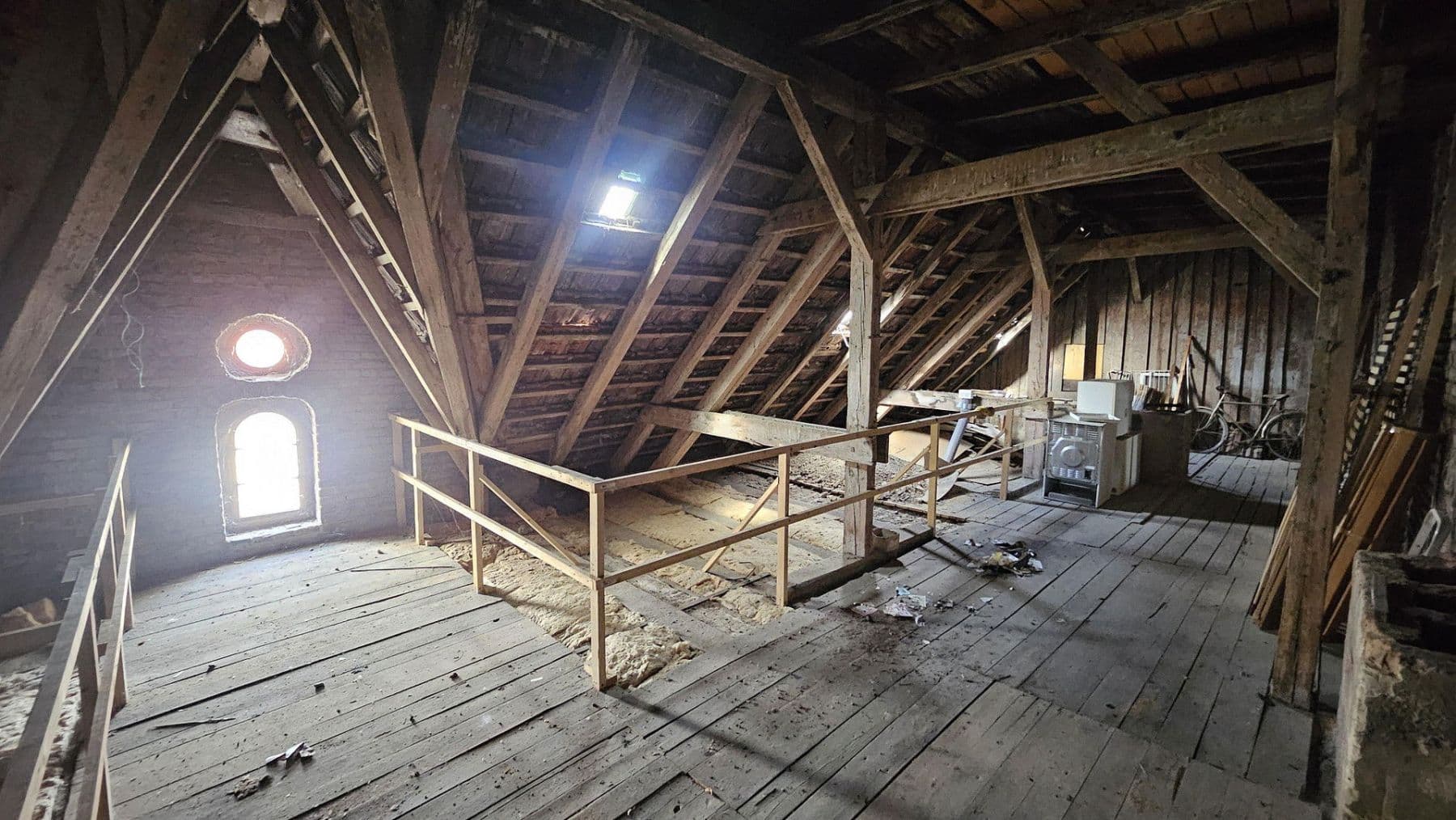 Predaj bytu 6-izbový 160 m², Emser Str. 76, Berlin, Berlín Predaj bytu 6-izbový 160 m², Emser Str. 76, Berlin, Berlín