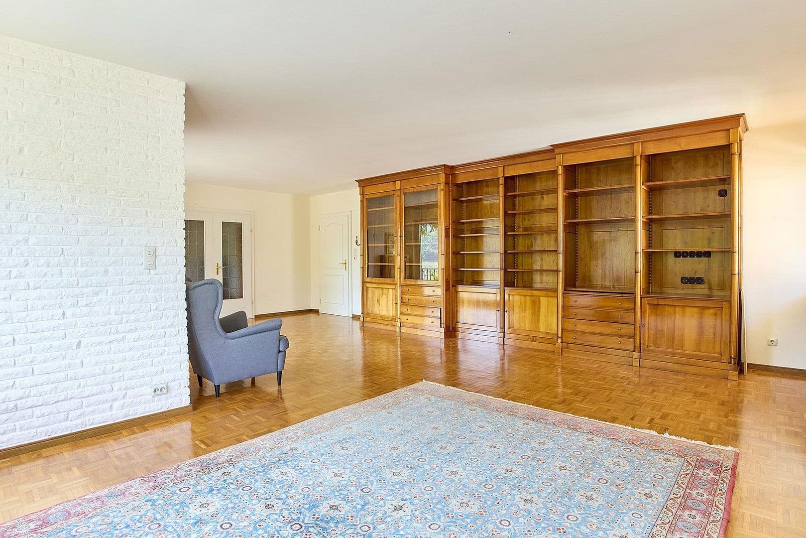 Predaj domu 316 m², pozemek 1.442 m², Bernkastel-Kues, Porýnie-Falcko Predaj domu 316 m², pozemek 1.442 m², Bernkastel-Kues, Porýnie-Falcko