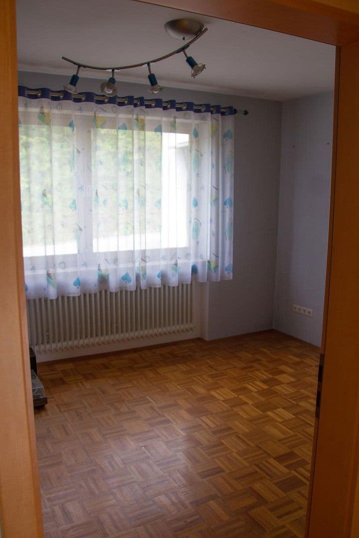 Predaj domu 302 m², pozemek 1.180 m², Nittendorf, Bavorsko Predaj domu 302 m², pozemek 1.180 m², Nittendorf, Bavorsko