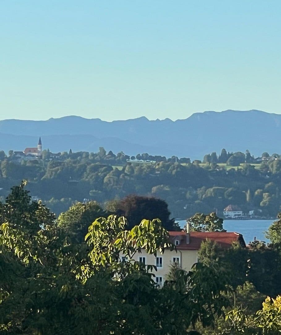 Predaj domu 300 m², pozemek 1.388 m², Starnberg, Bavorsko Predaj domu 300 m², pozemek 1.388 m², Starnberg, Bavorsko