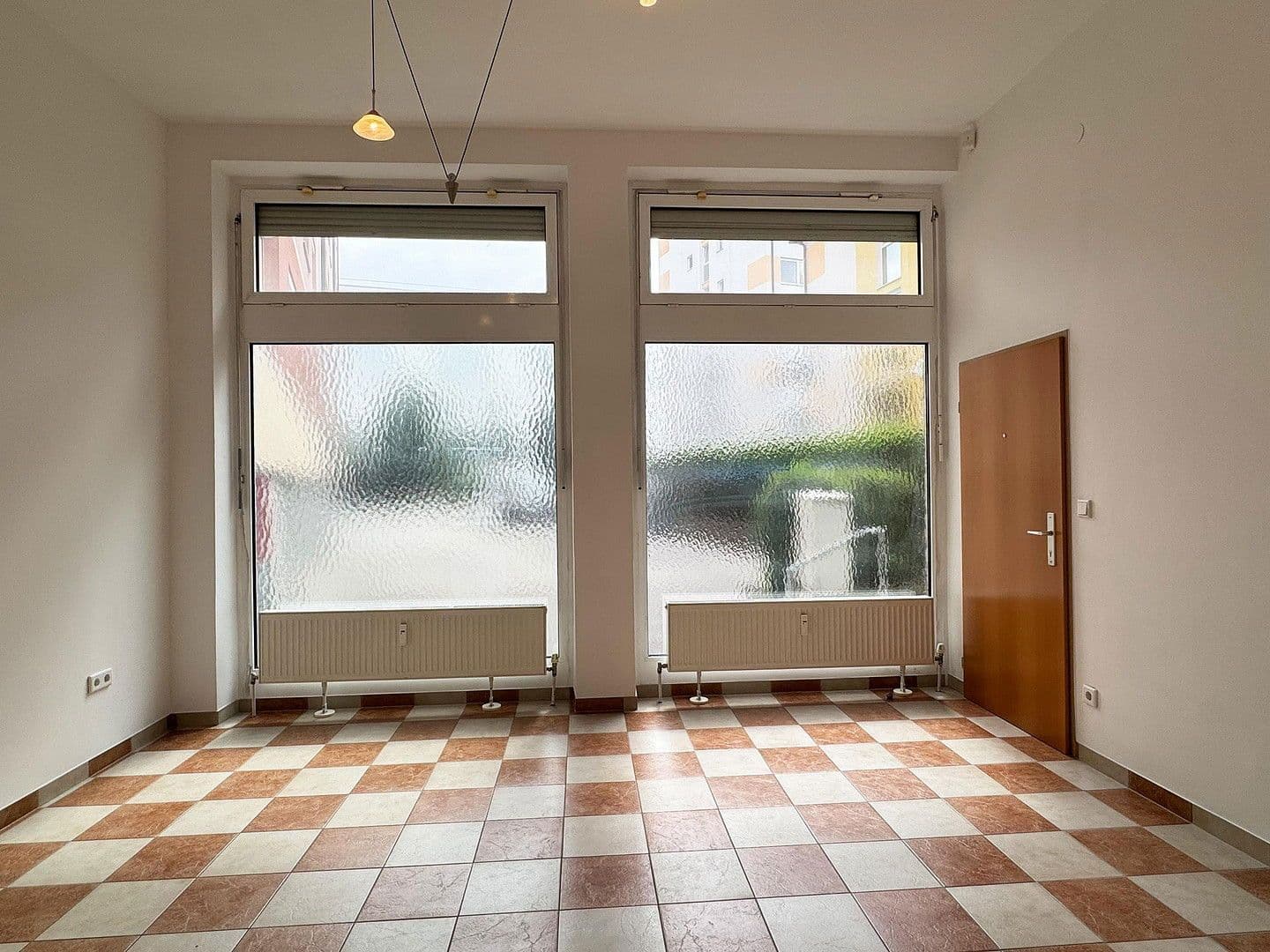 Prenájom nebytového priestoru 76 m², Weiserstraße 28, Salzburg, Salzbursko Prenájom nebytového priestoru 76 m², Weiserstraße 28, Salzburg, Salzbursko
