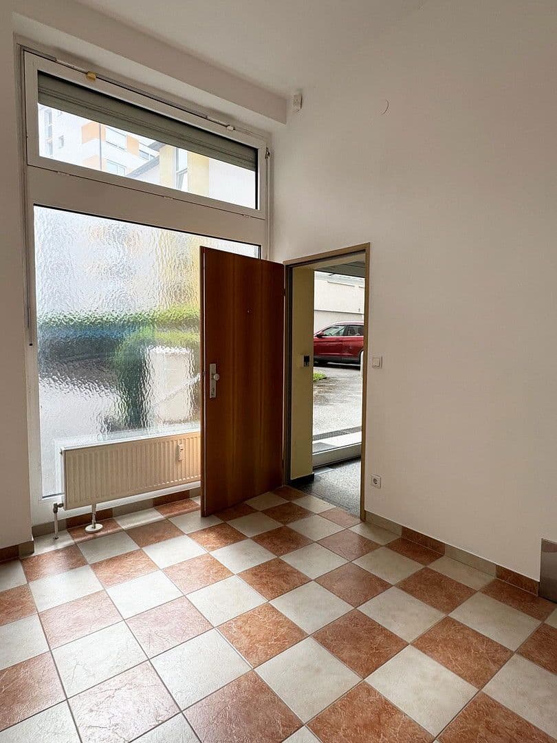 Prenájom nebytového priestoru 76 m², Weiserstraße 28, Salzburg, Salzbursko Prenájom nebytového priestoru 76 m², Weiserstraße 28, Salzburg, Salzbursko