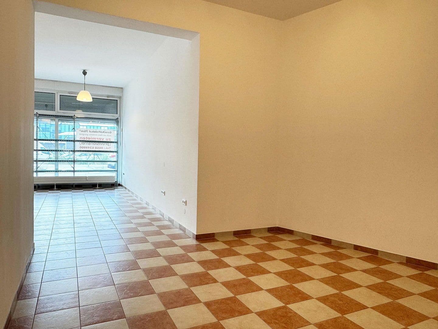 Prenájom nebytového priestoru 76 m², Weiserstraße 28, Salzburg, Salzbursko Prenájom nebytového priestoru 76 m², Weiserstraße 28, Salzburg, Salzbursko