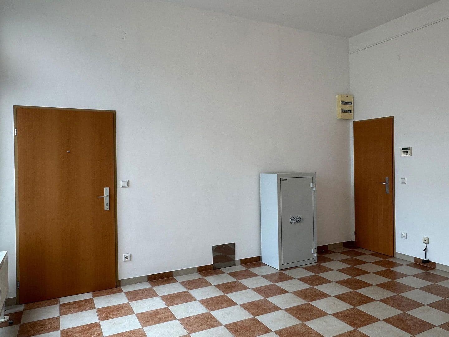 Prenájom nebytového priestoru 76 m², Weiserstraße 28, Salzburg, Salzbursko Prenájom nebytového priestoru 76 m², Weiserstraße 28, Salzburg, Salzbursko