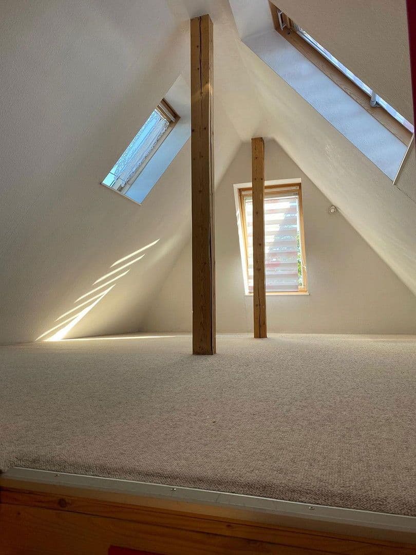 Predaj domu 200 m², pozemek 1.000 m², Chemnitz, Sasko Predaj domu 200 m², pozemek 1.000 m², Chemnitz, Sasko