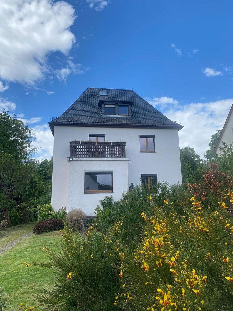 Predaj domu 200 m², pozemek 1.000 m², Chemnitz, Sasko Predaj domu 200 m², pozemek 1.000 m², Chemnitz, Sasko