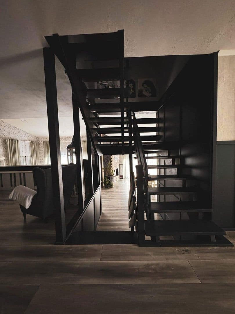 Predaj domu 297 m², pozemek 720 m², Am Mühlhebel 9, Weilerbach, Porýnie-Falcko Predaj domu 297 m², pozemek 720 m², Am Mühlhebel 9, Weilerbach, Porýnie-Falcko