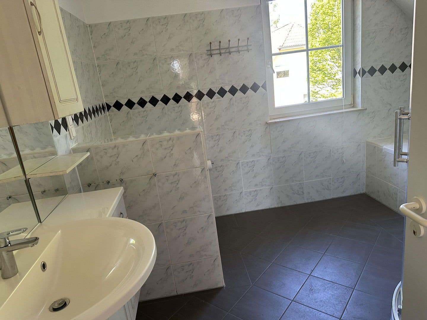 Prenájom bytu 6-izbový 155 m², Heidesee, Brandenbursko Prenájom bytu 6-izbový 155 m², Heidesee, Brandenbursko