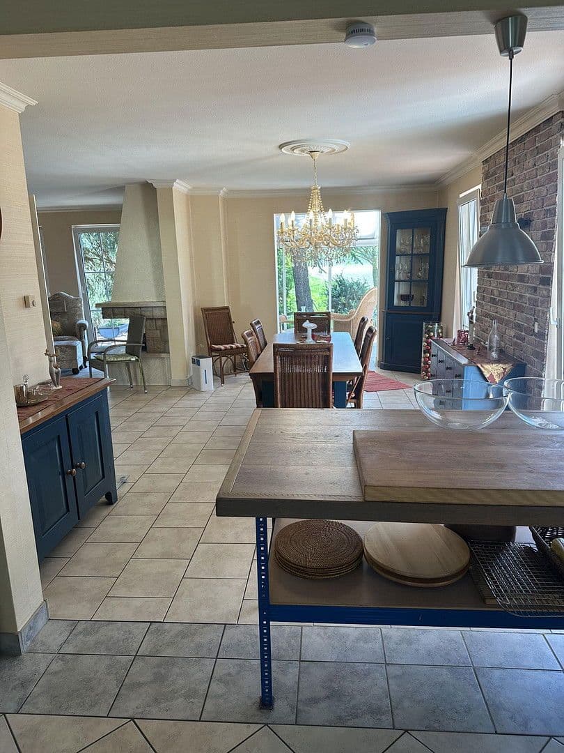 Prenájom bytu 6-izbový 155 m², Heidesee, Brandenbursko Prenájom bytu 6-izbový 155 m², Heidesee, Brandenbursko