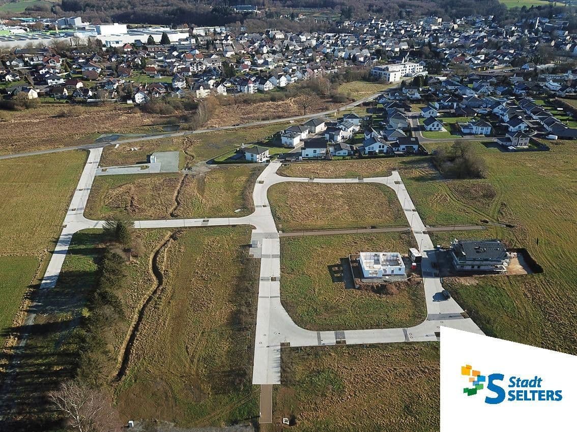 Predaj pozemku 310 m², Am Sonnenbach 16-68, Quirnbach, Porýnie-Falcko Predaj pozemku 310 m², Am Sonnenbach 16-68, Quirnbach, Porýnie-Falcko