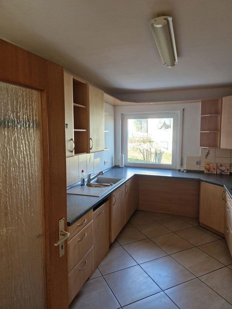 Predaj bytu 4-izbový 140 m², Kurfürstenstaffel 2, Pforzheim, Bádensko-Wurttembersko Predaj bytu 4-izbový 140 m², Kurfürstenstaffel 2, Pforzheim, Bádensko-Wurttembersko