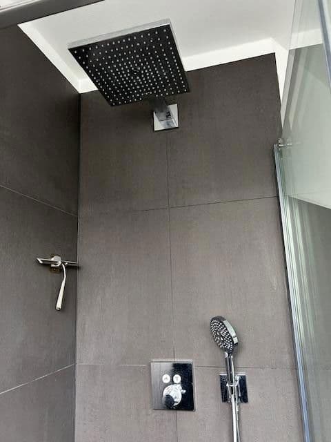 Prenájom bytu 2-izbový 85 m², Neuss, Severné Porýnie - Westfálsko Prenájom bytu 2-izbový 85 m², Neuss, Severné Porýnie - Westfálsko