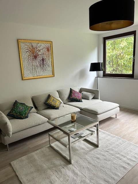 Prenájom bytu 2-izbový 85 m², Neuss, Severné Porýnie - Westfálsko Prenájom bytu 2-izbový 85 m², Neuss, Severné Porýnie - Westfálsko