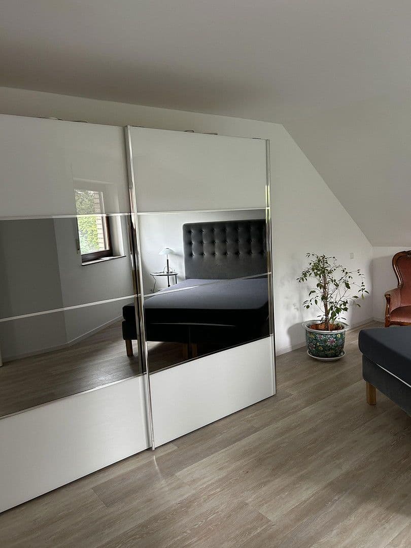 Prenájom bytu 2-izbový 85 m², Neuss, Severné Porýnie - Westfálsko Prenájom bytu 2-izbový 85 m², Neuss, Severné Porýnie - Westfálsko