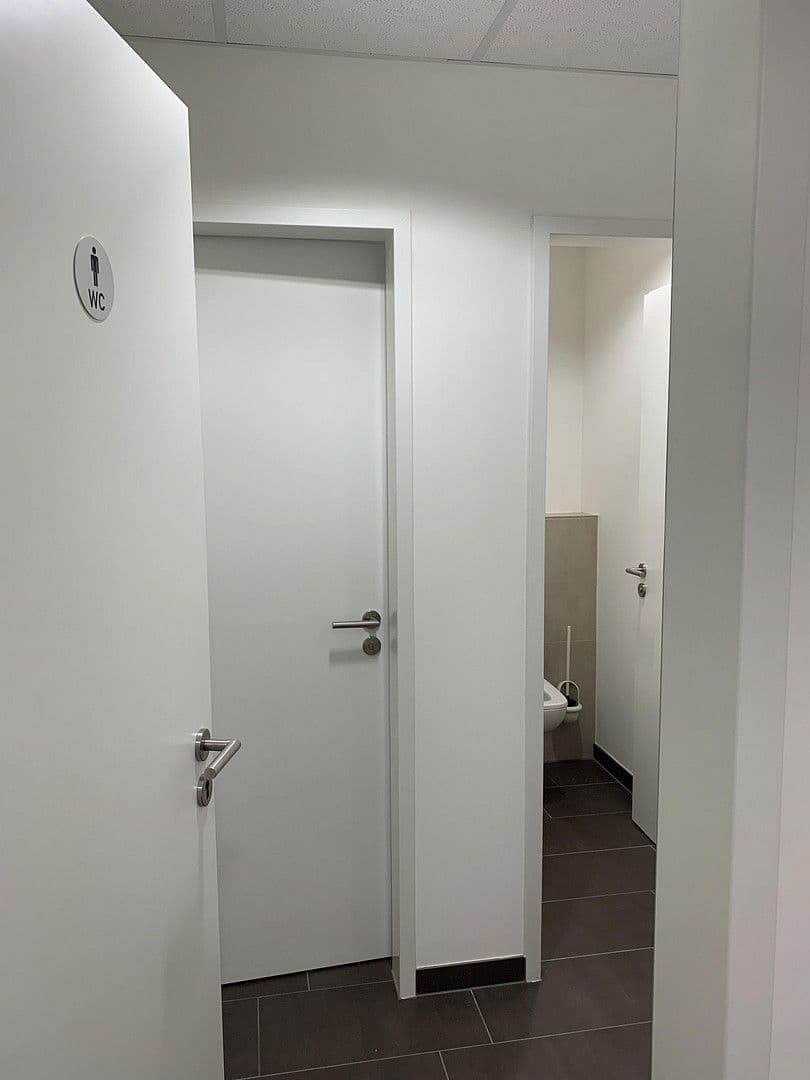 Prenájom kancelárie 185 m², Hamburg, Hamburg Prenájom kancelárie 185 m², Hamburg, Hamburg