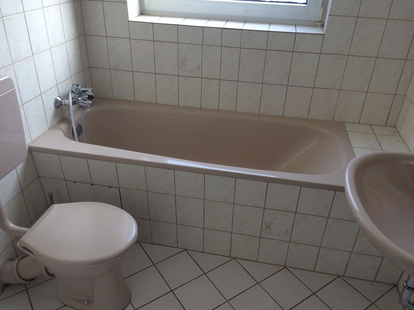 Prenájom bytu 1-izbový 45 m², Wuppertal, Severné Porýnie - Westfálsko Prenájom bytu 1-izbový 45 m², Wuppertal, Severné Porýnie - Westfálsko