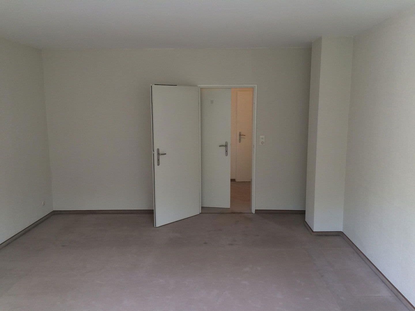 Prenájom bytu 1-izbový 45 m², Wuppertal, Severné Porýnie - Westfálsko Prenájom bytu 1-izbový 45 m², Wuppertal, Severné Porýnie - Westfálsko