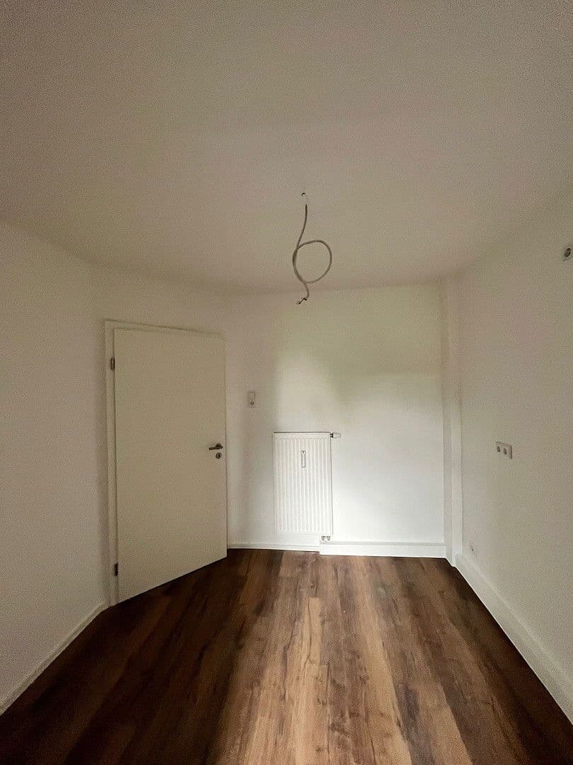 Prenájom bytu 2-izbový 41 m², Alte Holzhausener Straße 8, Leipzig, Sasko Prenájom bytu 2-izbový 41 m², Alte Holzhausener Straße 8, Leipzig, Sasko