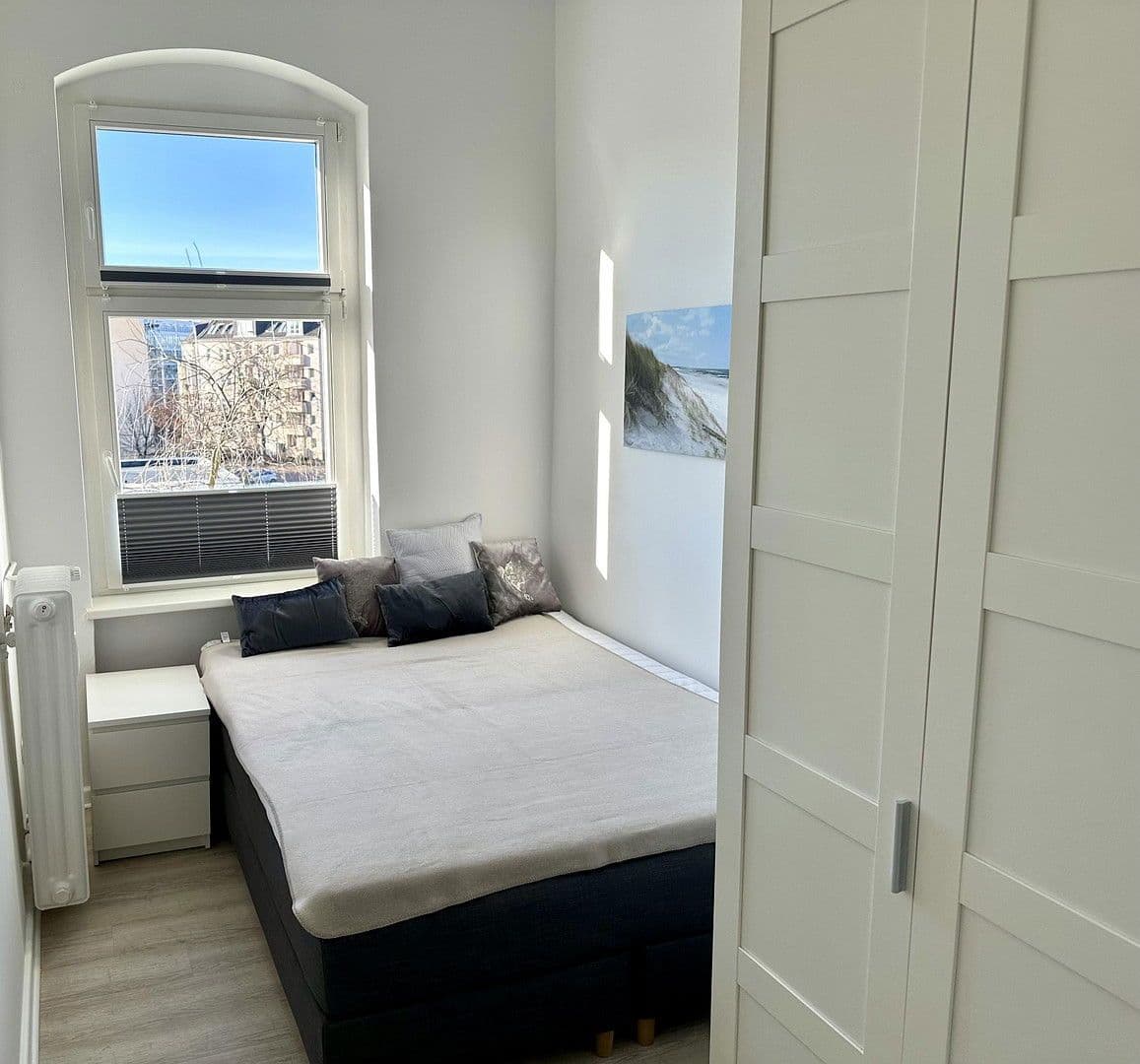 Prenájom bytu 1-izbový 45 m², Friedrichsruher Str. 3, Berlin, Berlín Prenájom bytu 1-izbový 45 m², Friedrichsruher Str. 3, Berlin, Berlín