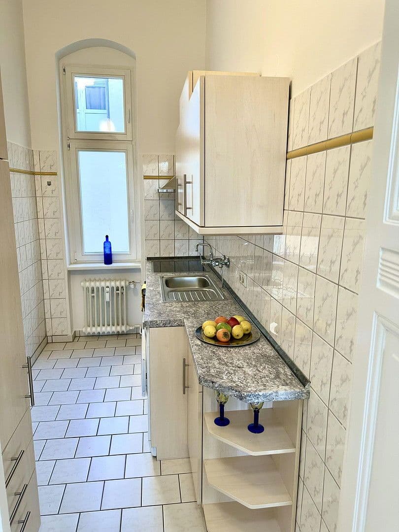 Prenájom bytu 1-izbový 45 m², Friedrichsruher Str. 3, Berlin, Berlín Prenájom bytu 1-izbový 45 m², Friedrichsruher Str. 3, Berlin, Berlín