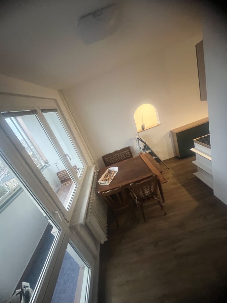 Prenájom bytu 1-izbový 48 m², Foerstrova, Olomouc, Olomoucký kraj Prenájom bytu 1-izbový 48 m², Foerstrova, Olomouc, Olomoucký kraj