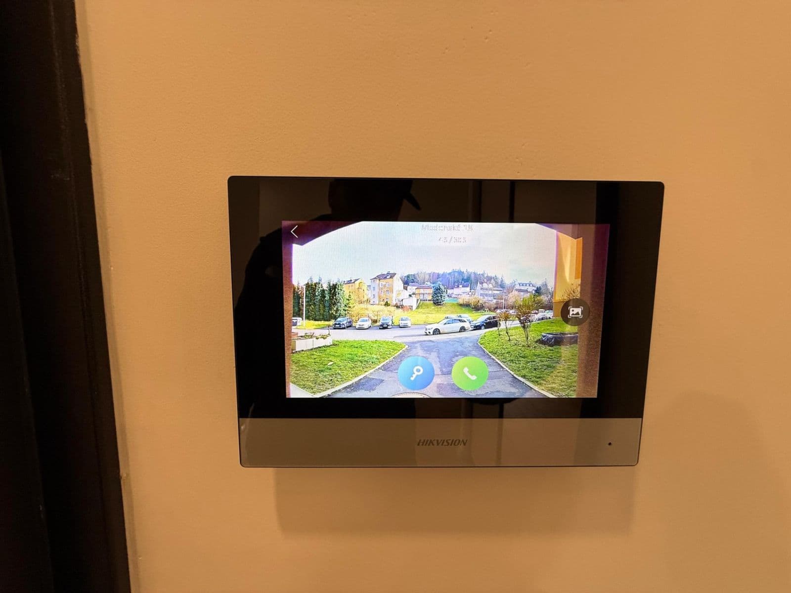 Predaj bytu 4-izbový 77 m², Modenská, Karlovy Vary, Karlovarský kraj Predaj bytu 4-izbový 77 m², Modenská, Karlovy Vary, Karlovarský kraj