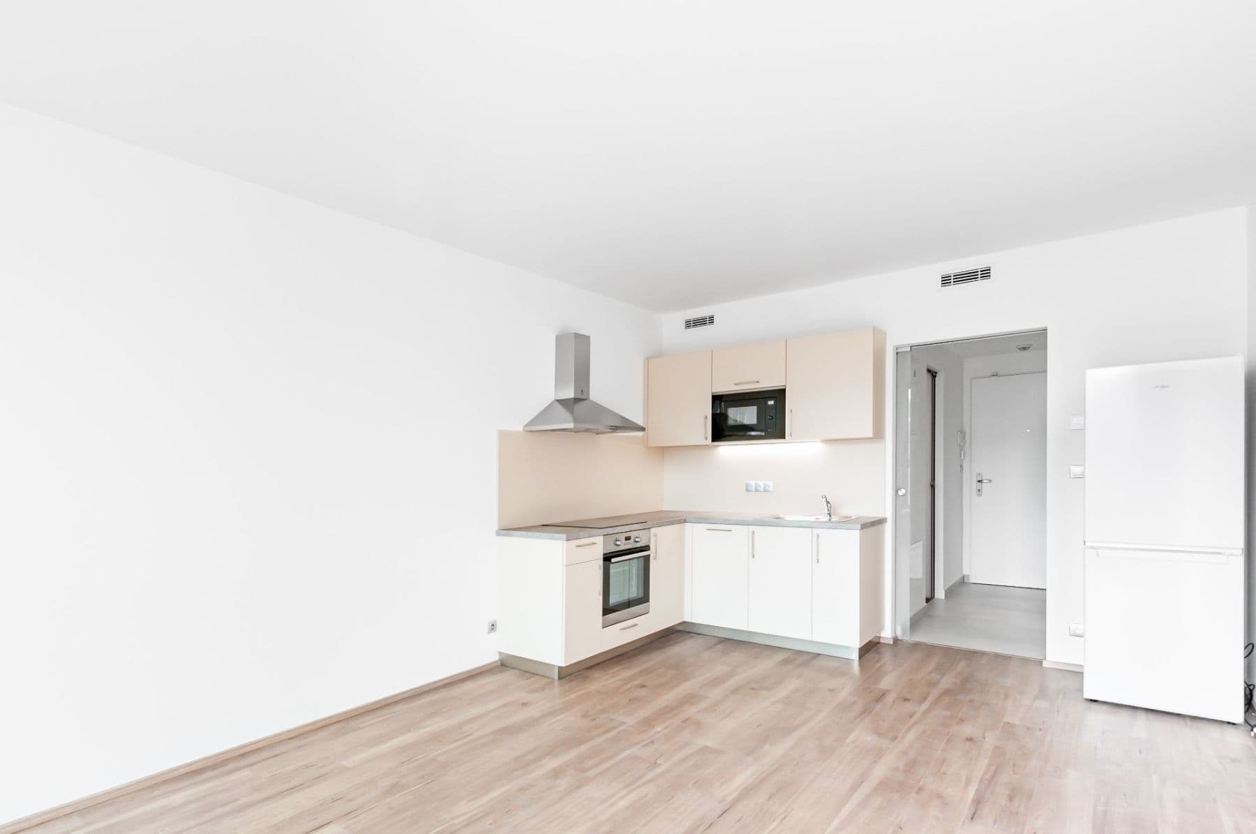 Prenájom bytu 1-izbový 36 m², Kurta Konráda, Praha, Praha Prenájom bytu 1-izbový 36 m², Kurta Konráda, Praha, Praha