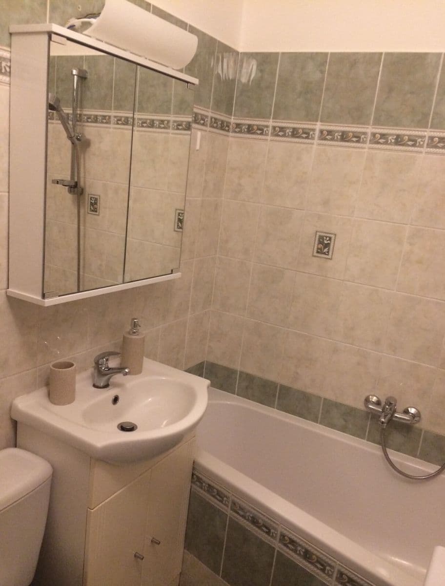 Predaj bytu 1-izbový 25 m², Místecká, Praha, Praha Predaj bytu 1-izbový 25 m², Místecká, Praha, Praha