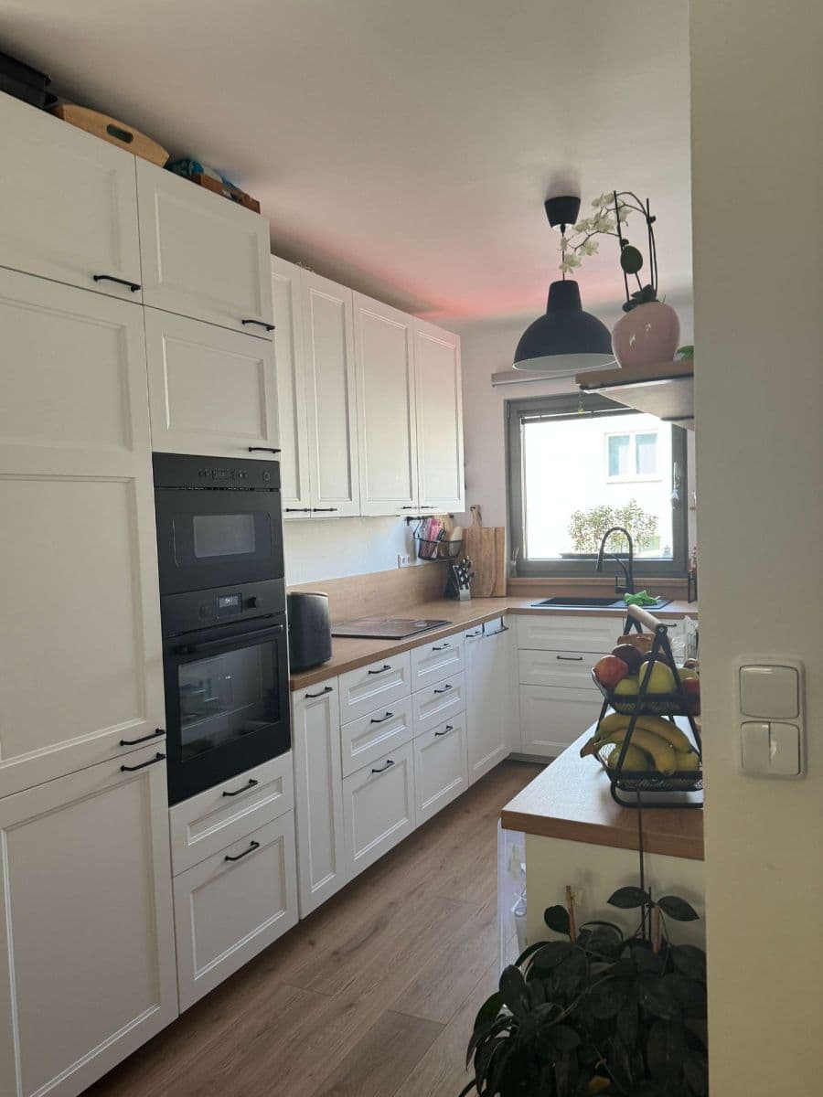 Predaj domu 104 m², pozemek 303 m², Tři Vršky, Králův Dvůr, Středočeský kraj Predaj domu 104 m², pozemek 303 m², Tři Vršky, Králův Dvůr, Středočeský kraj